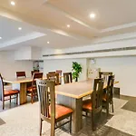 Townhouse 939 Hotel Gagan Inn Near Satyam Inox Patel Nagar