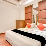 Townhouse 939 Hotel Gagan Inn Near Satyam Inox Patel Nagar