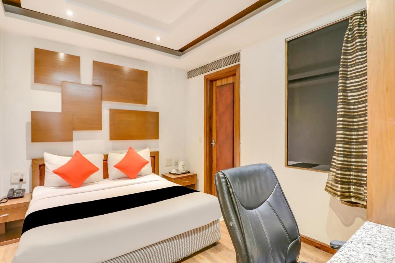 Townhouse 939 Gagan Near Satyam Inox Patel Nagar New Delhi