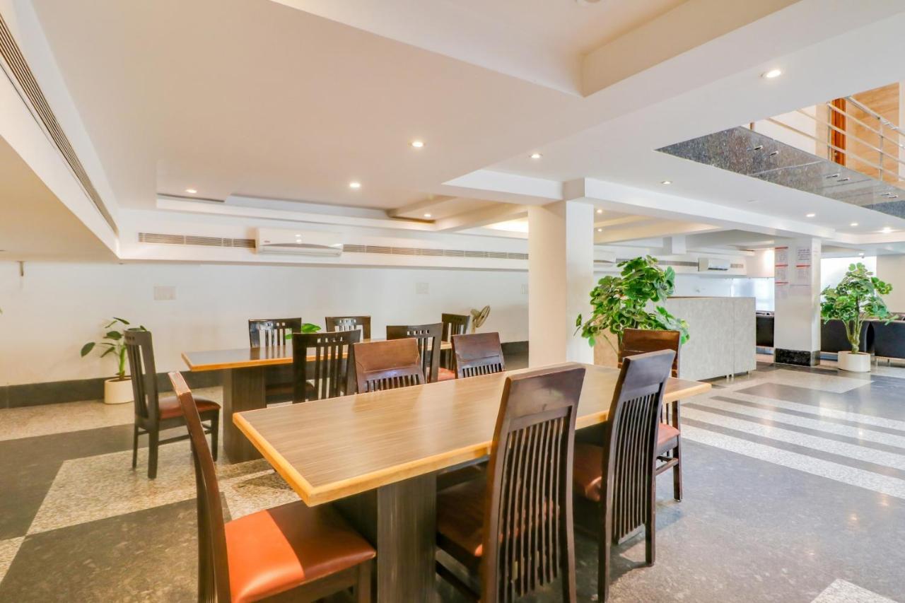 Hotel Townhouse 939 Gagan Near Satyam Inox Patel Nagar New Delhi